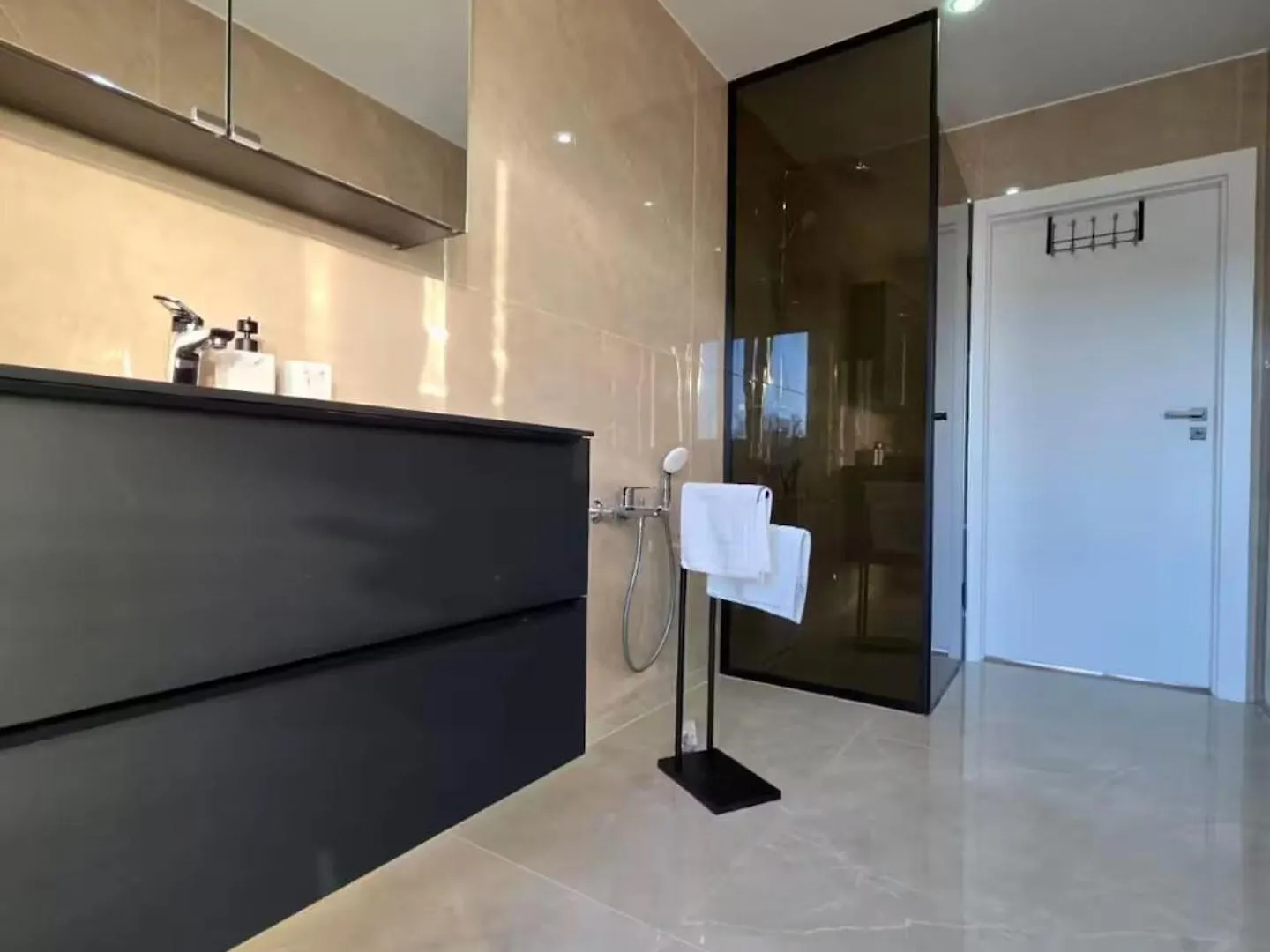 Retsina Apartments Vienne 0*,